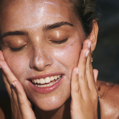 Purify & Comfort Face Cleanser